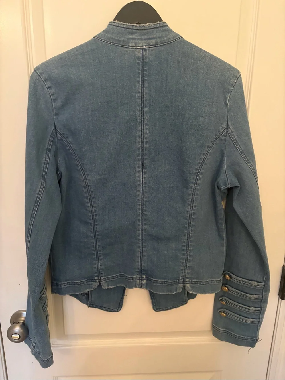 Vintage Free People Light Blue Military-Style Denim Jacket with Gold Buttons - Picture 9 of 10